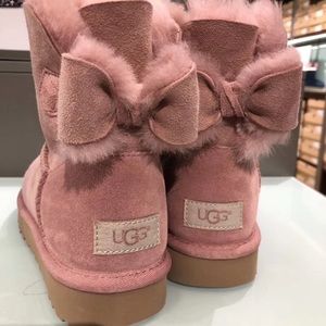 UGG boots US size 7 brand new